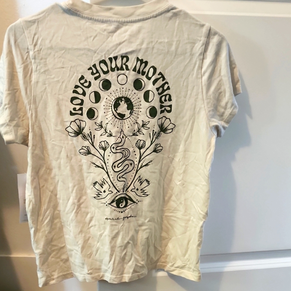 Spiritual Gangster Cream Graphic Tee